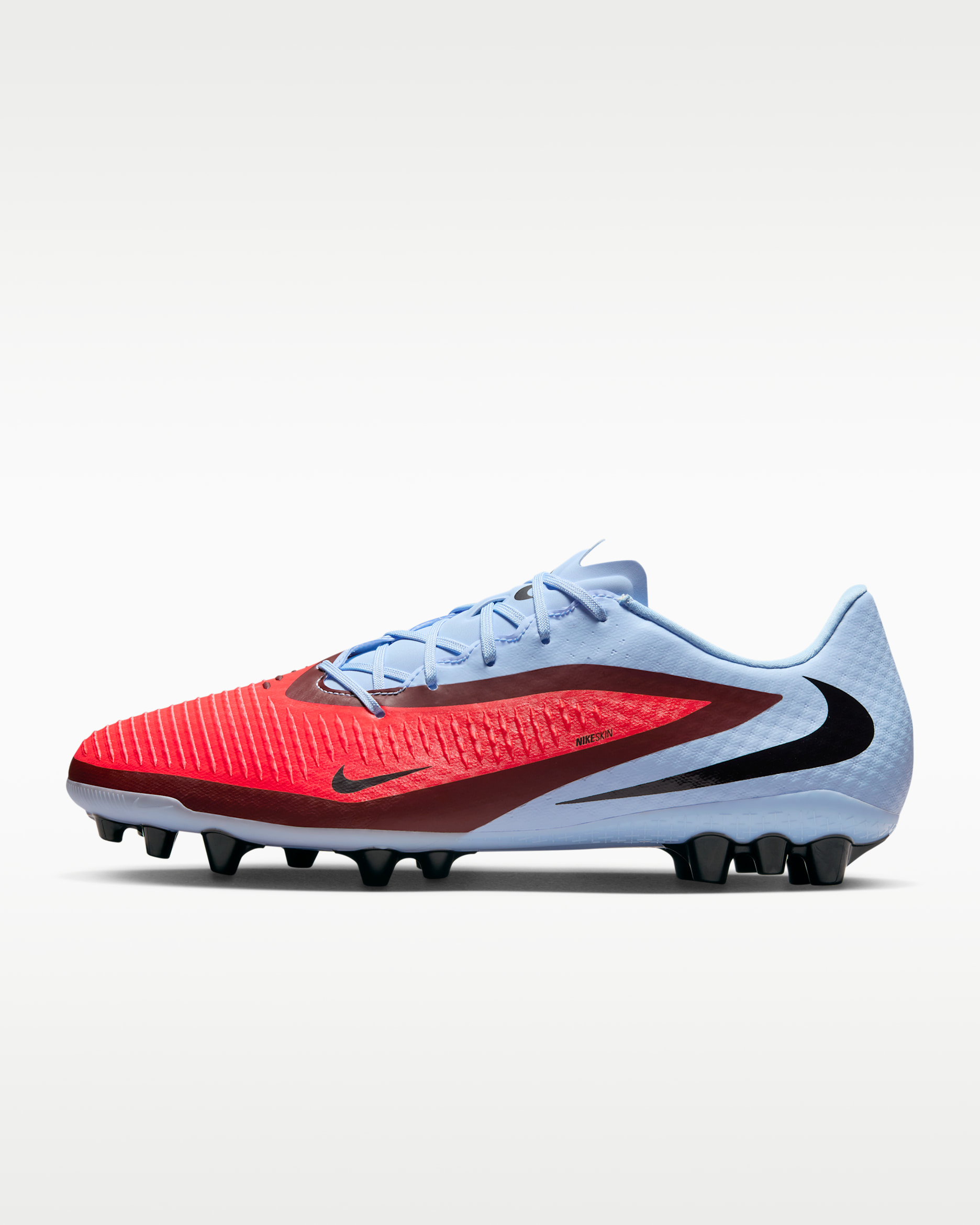 Nike Phantom 6 Low Academy Artificial-Grass Football Boot. Nike CA
